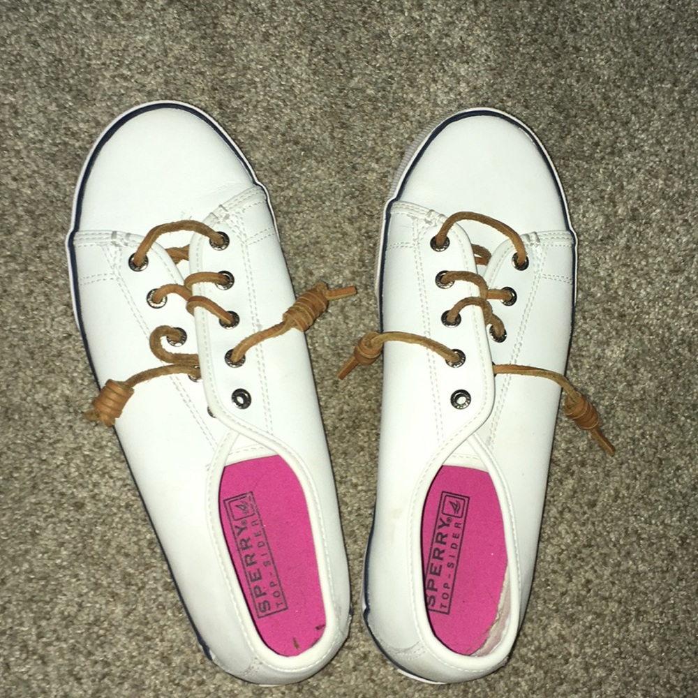 Sperry white shoes